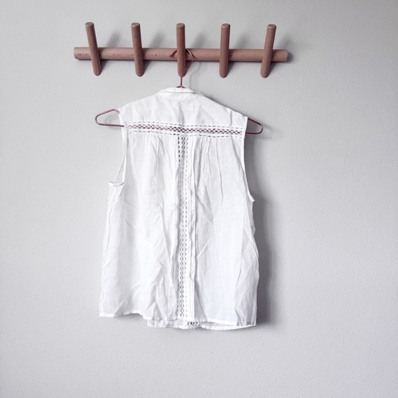 Frame Cali Ramie Lace Inset Sleeveless Top - Picture 9 of 14